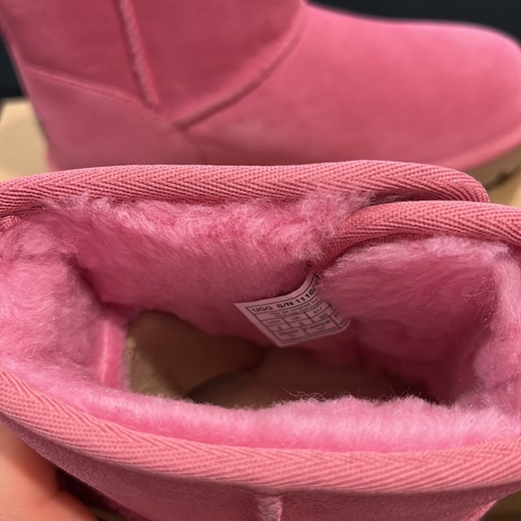 Big kids pink Jona Ugg boot- size 3 new! - Picture 4 of 7